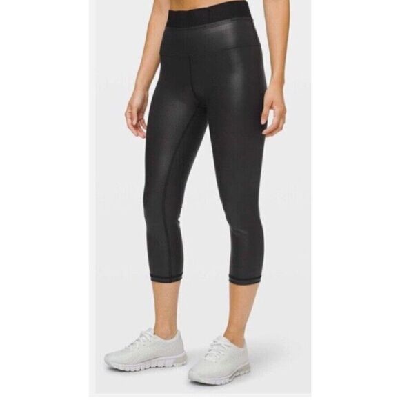 NWOT Lululemon Power Position High-Rise 21” Black Matte SHINY Foil CROP LEGGINGS - Picture 1 of 8